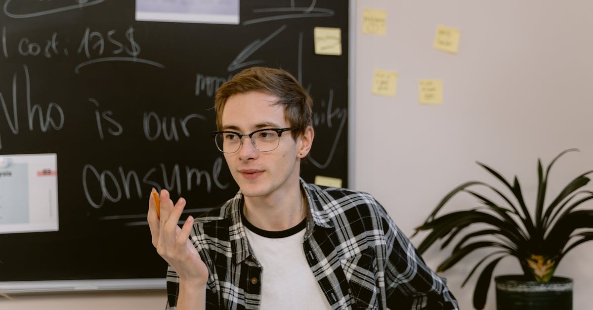 微信号买卖：全网影视详情下载教程app